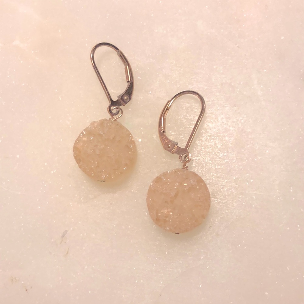 Soft pink & 14k rose gold druzy earrings, perfect for any outfit!